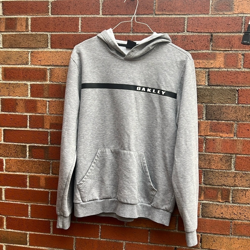 Oakley hoodie